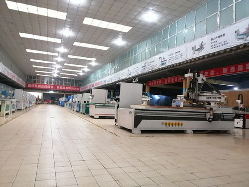 三門(mén)峽牌匾木工雕刻機(jī)廠家地址及技術(shù)服務(wù)指南